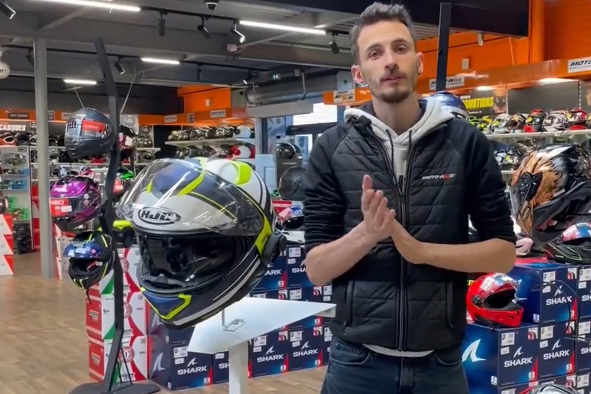Test du casque HJC RPHA 71 par Thomas de chez Moto Axxe Nantes.
