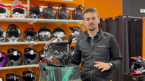 Test du casque LS2 EXPLORER 701 CARBON par Antoine de chez Moto-Axxe Niort