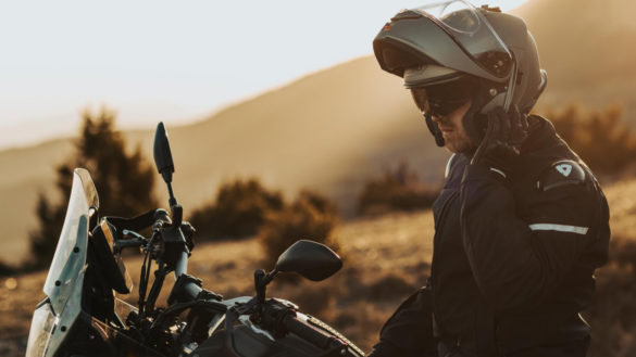 Découvrez le nouveau casque modulable SHOEI Neotec 3